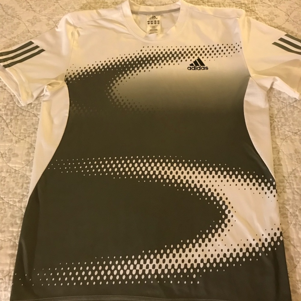 🆑⬇️Adidas men’s shirt